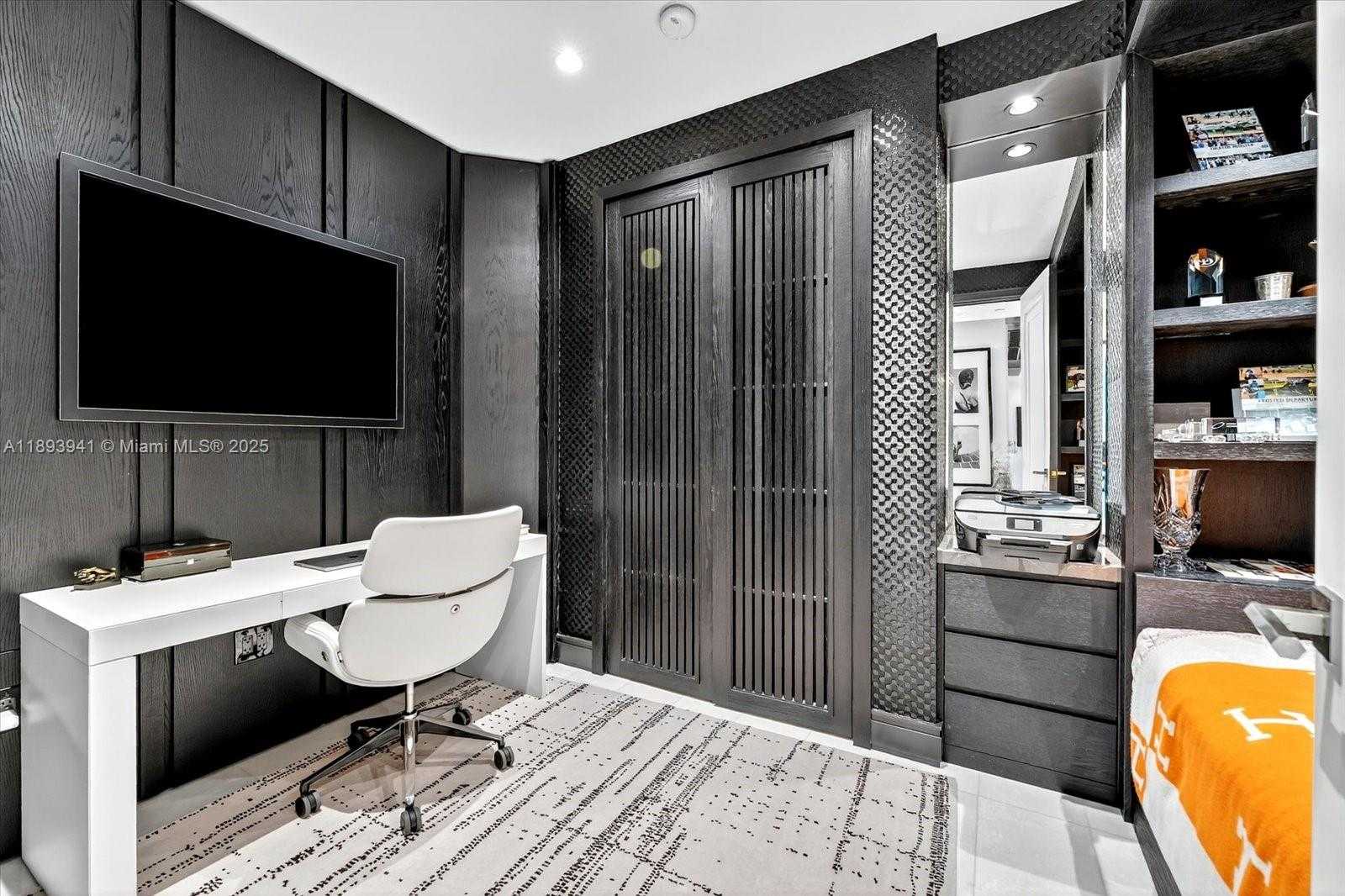 Small Image of 17901 COLLINS AVE #1804, Sunny Isles Beach Number 27