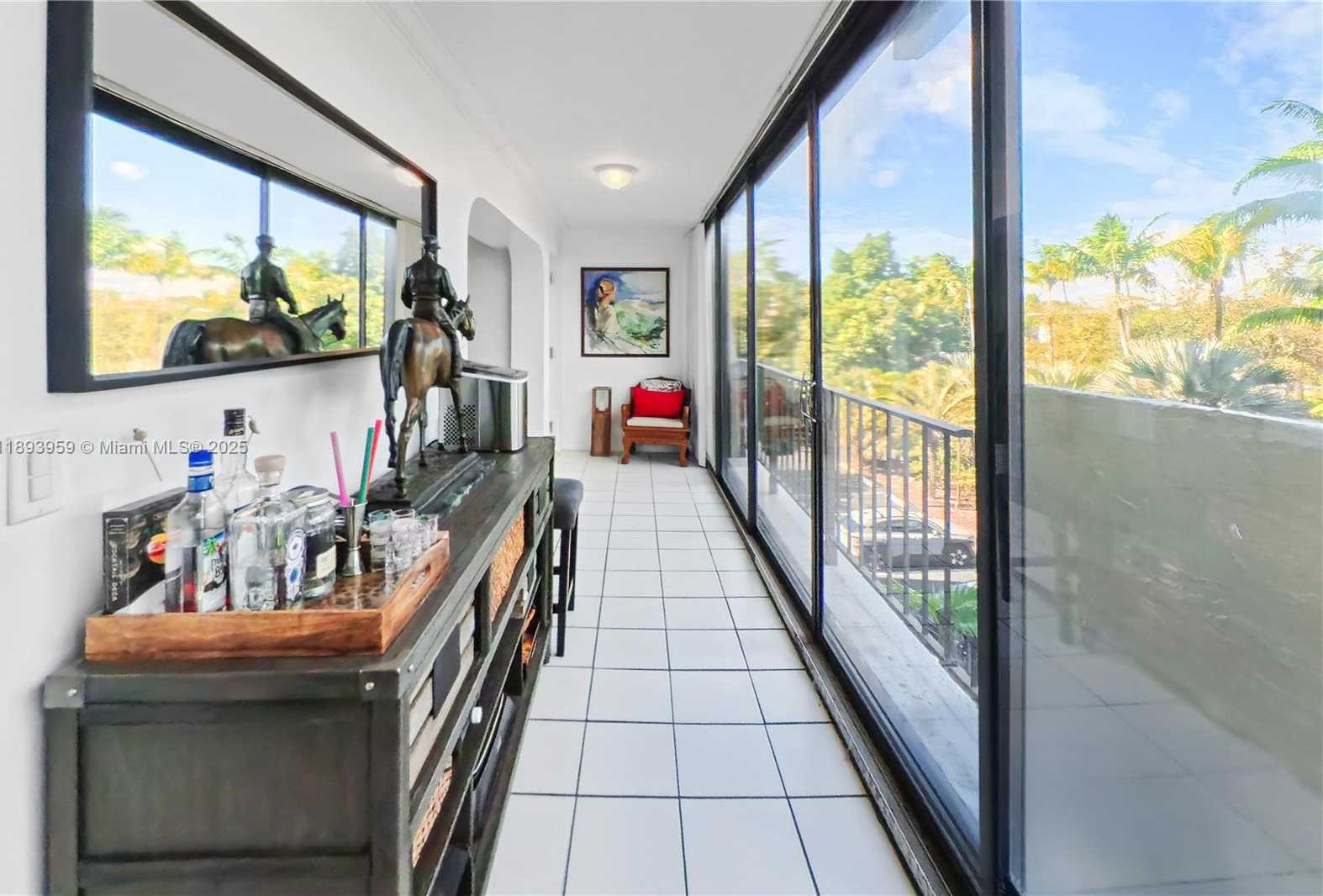 Small Image of 77 CRANDON BLVD #3C, Key Biscayne Number 28