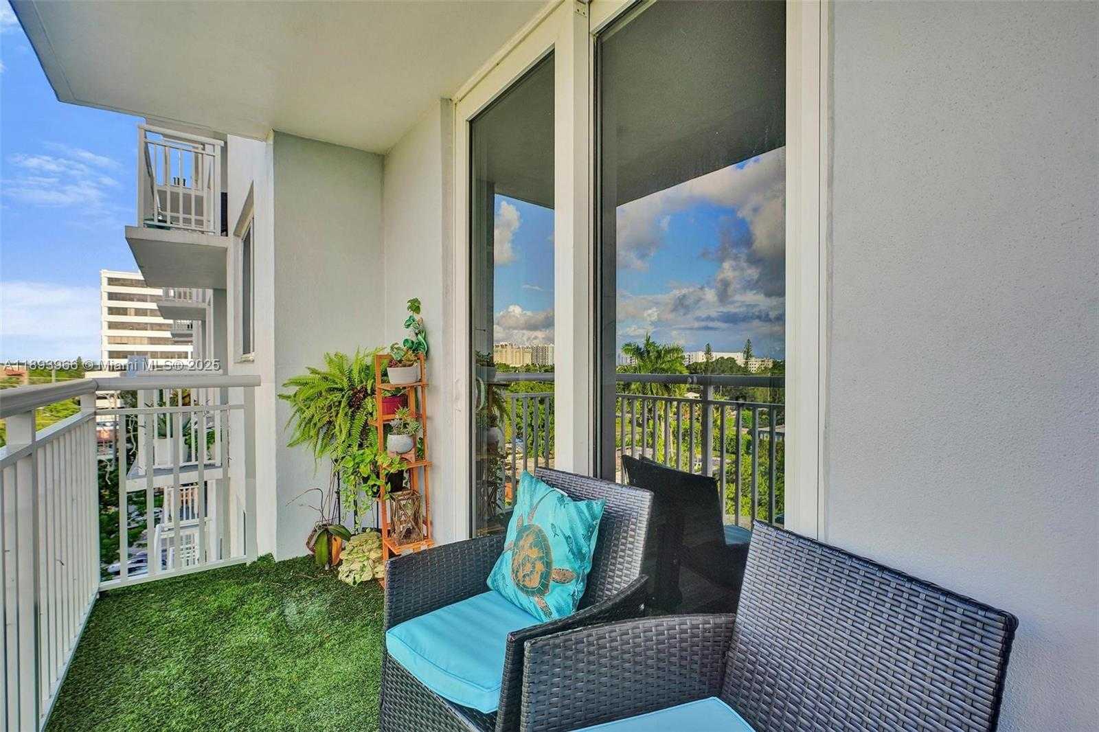 Small Image of 1251 NORTH EAST 108TH ST #610, Miami Number 14