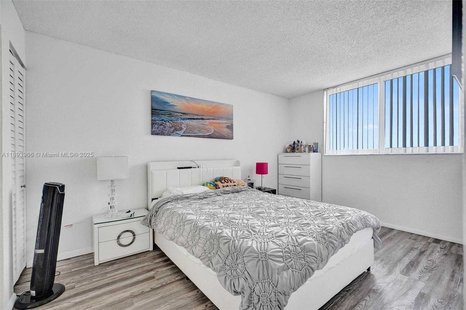 Small Image of 1251 NORTH EAST 108TH ST #610, Miami Number 19