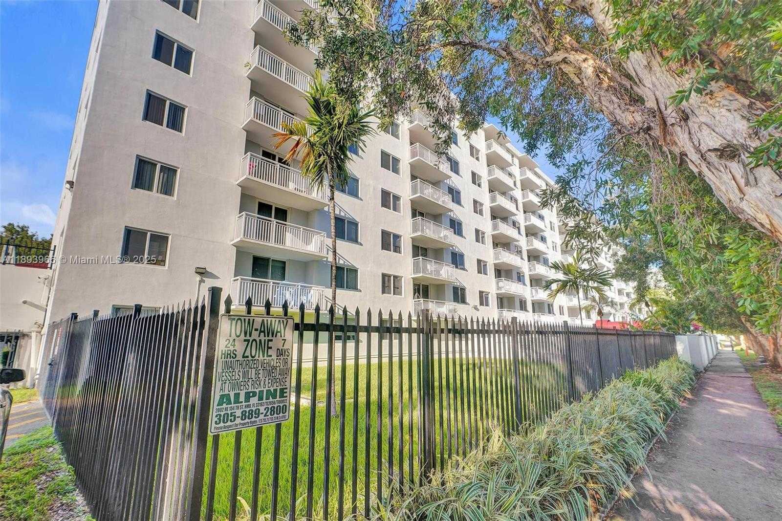 Small Image of 1251 NORTH EAST 108TH ST #610, Miami Number 2
