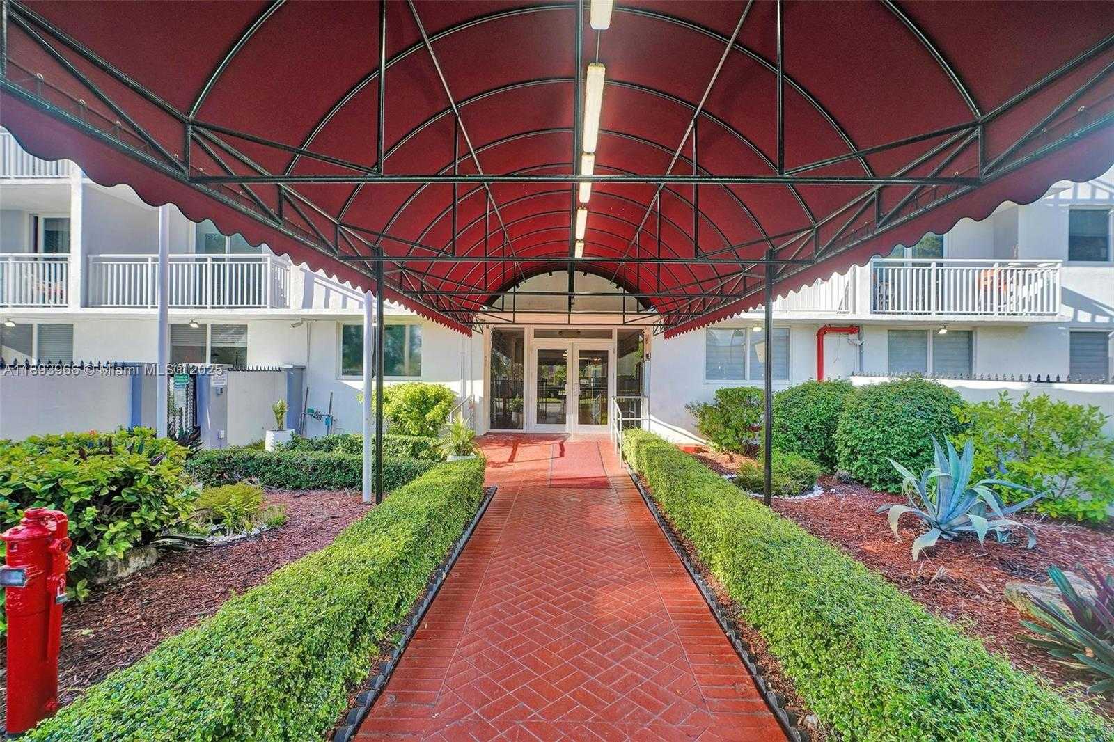 Small Image of 1251 NORTH EAST 108TH ST #610, Miami Number 3