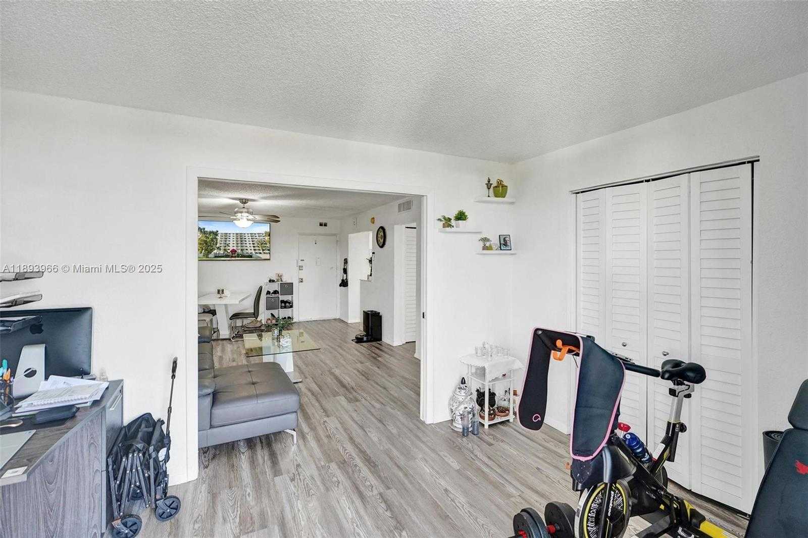 Small Image of 1251 NORTH EAST 108TH ST #610, Miami Number 44