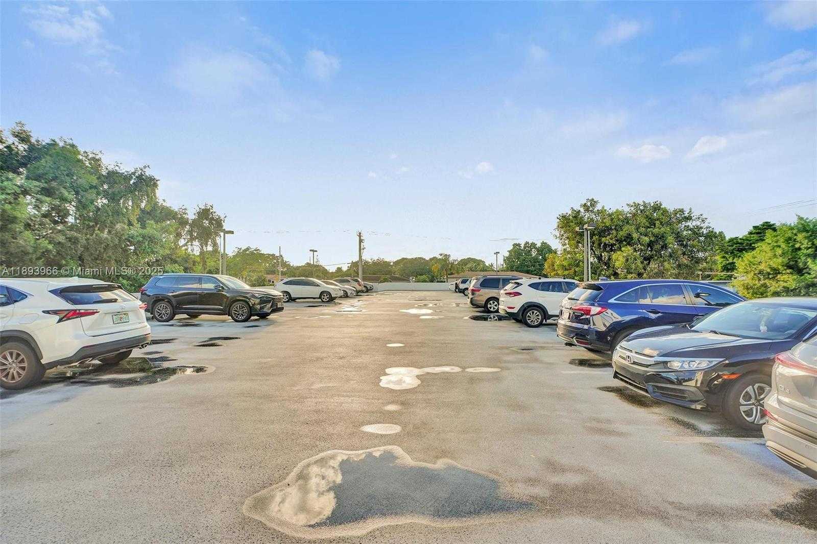 Small Image of 1251 NORTH EAST 108TH ST #610, Miami Number 51