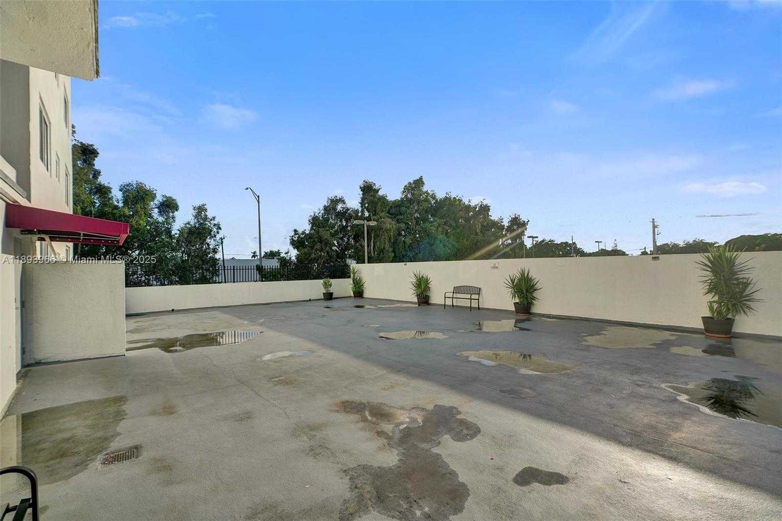 Small Image of 1251 NORTH EAST 108TH ST #610, Miami Number 53