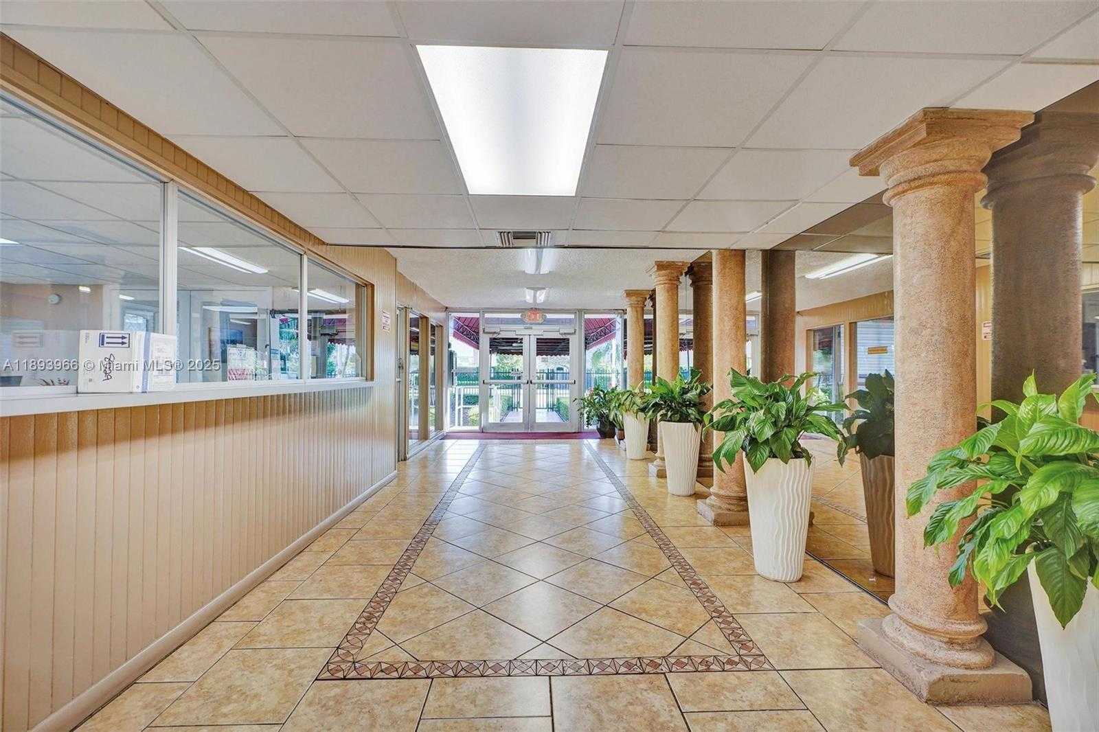 Small Image of 1251 NORTH EAST 108TH ST #610, Miami Number 7