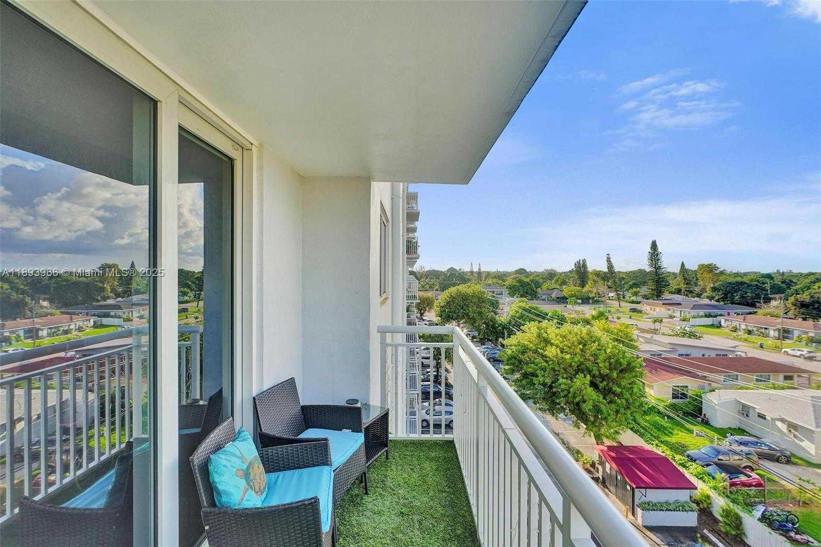 Small Image of 1251 NORTH EAST 108TH ST #610, Miami Number 9
