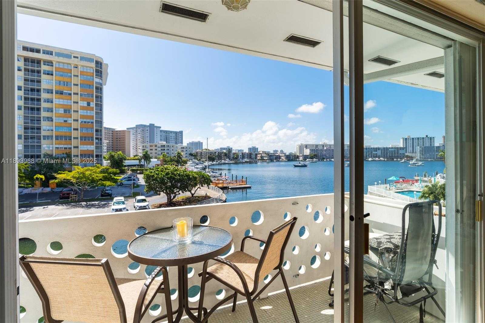 Small Image of 2500 DIANA DR #306, Hallandale Beach Number 12