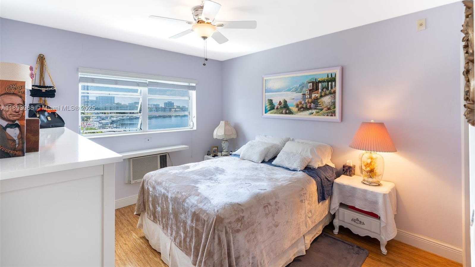 Small Image of 2500 DIANA DR #306, Hallandale Beach Number 9