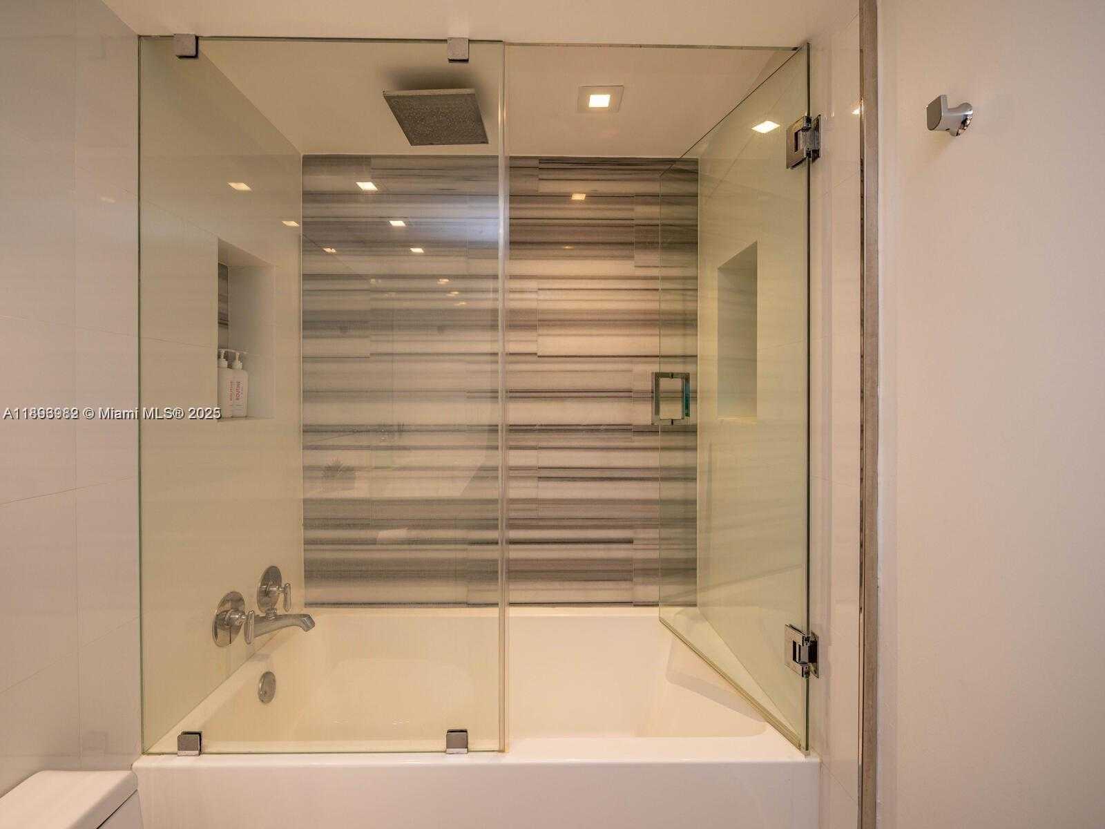Small Image of 555 NORTH EAST 15TH ST #26E, Miami Number 19