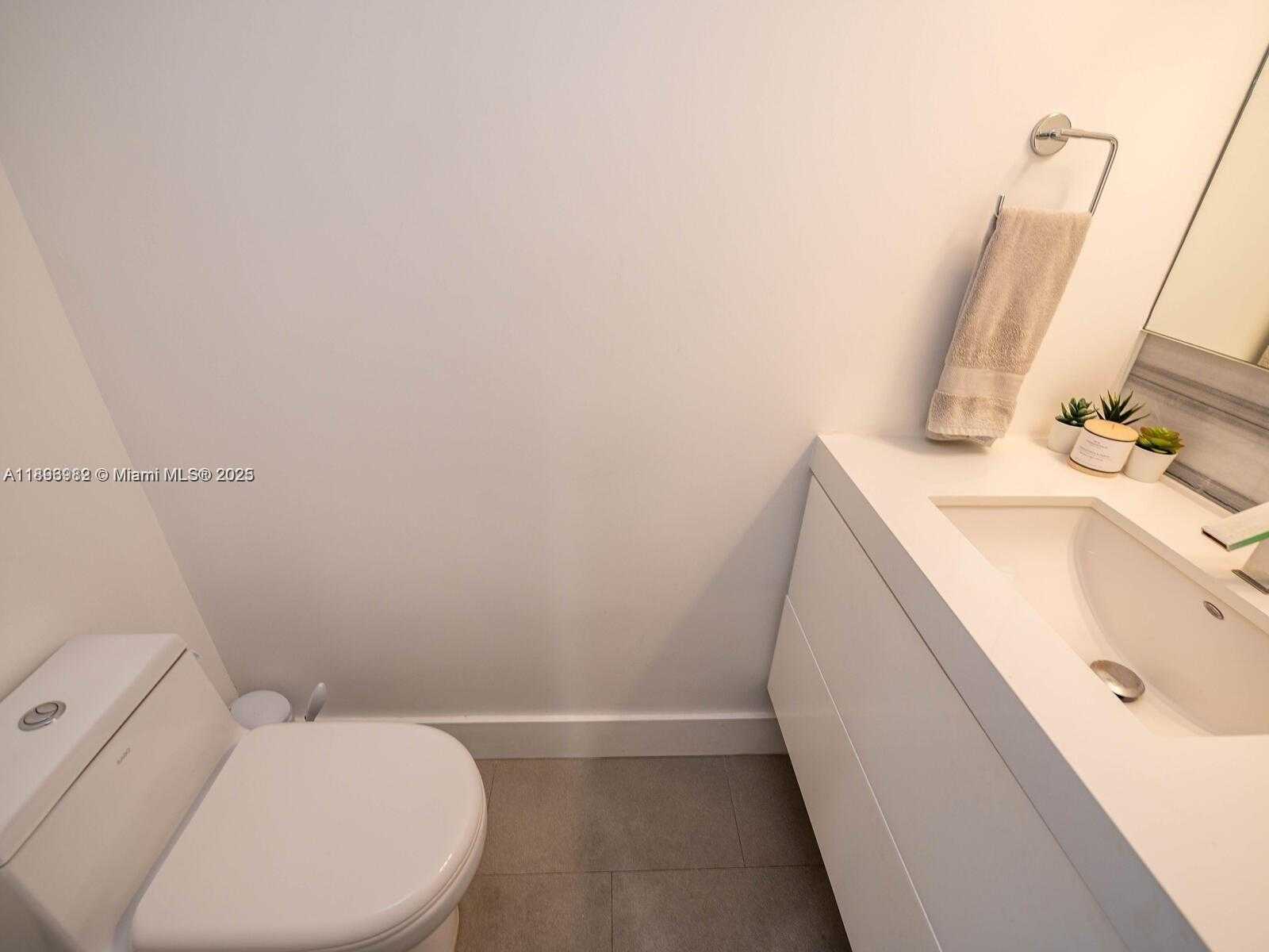 Small Image of 555 NORTH EAST 15TH ST #26E, Miami Number 20