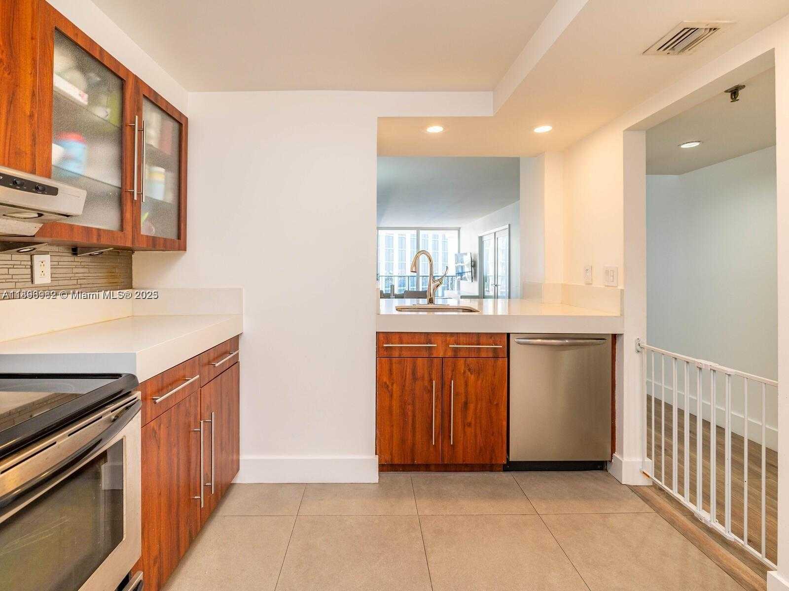 Small Image of 555 NORTH EAST 15TH ST #26E, Miami Number 7