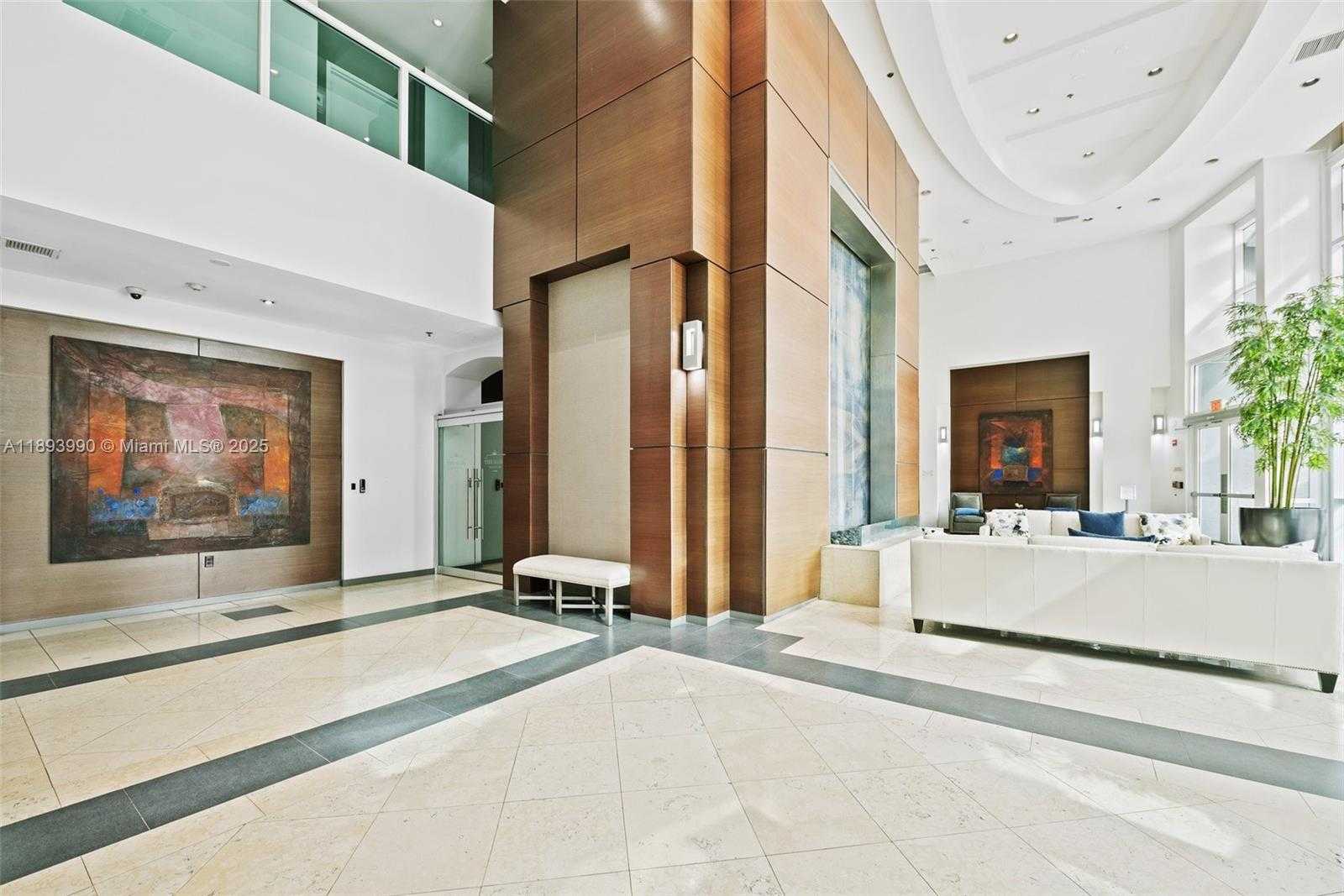 Small Image of 1155 BRICKELL BAY DR #903, Miami Number 2