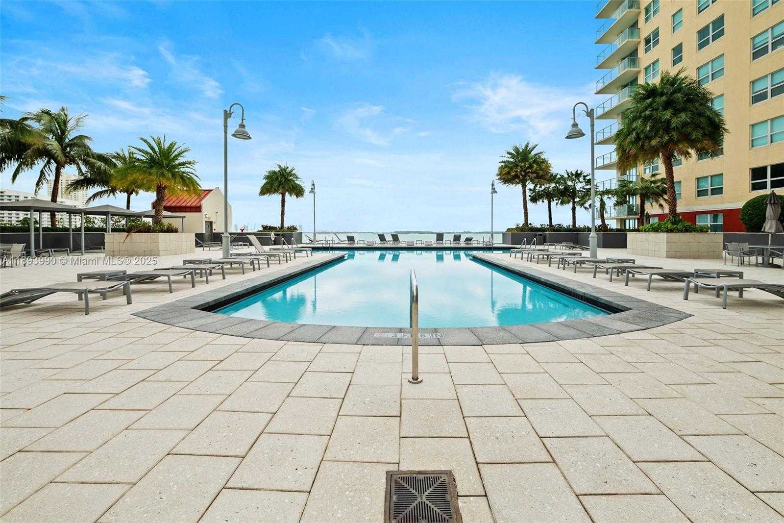 Small Image of 1155 BRICKELL BAY DR #903, Miami Number 24