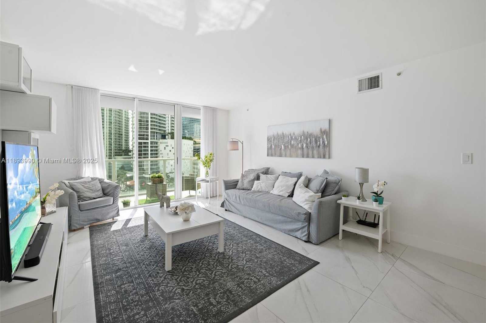 Small Image of 1155 BRICKELL BAY DR #903, Miami Number 6
