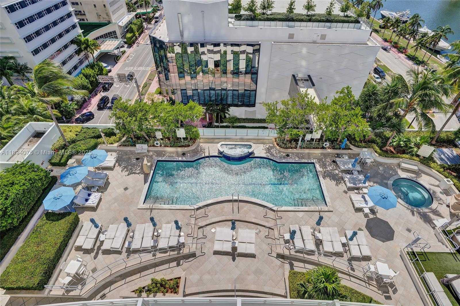 Small Image of 4401 COLLINS AVE #1408, Miami Beach Number 11