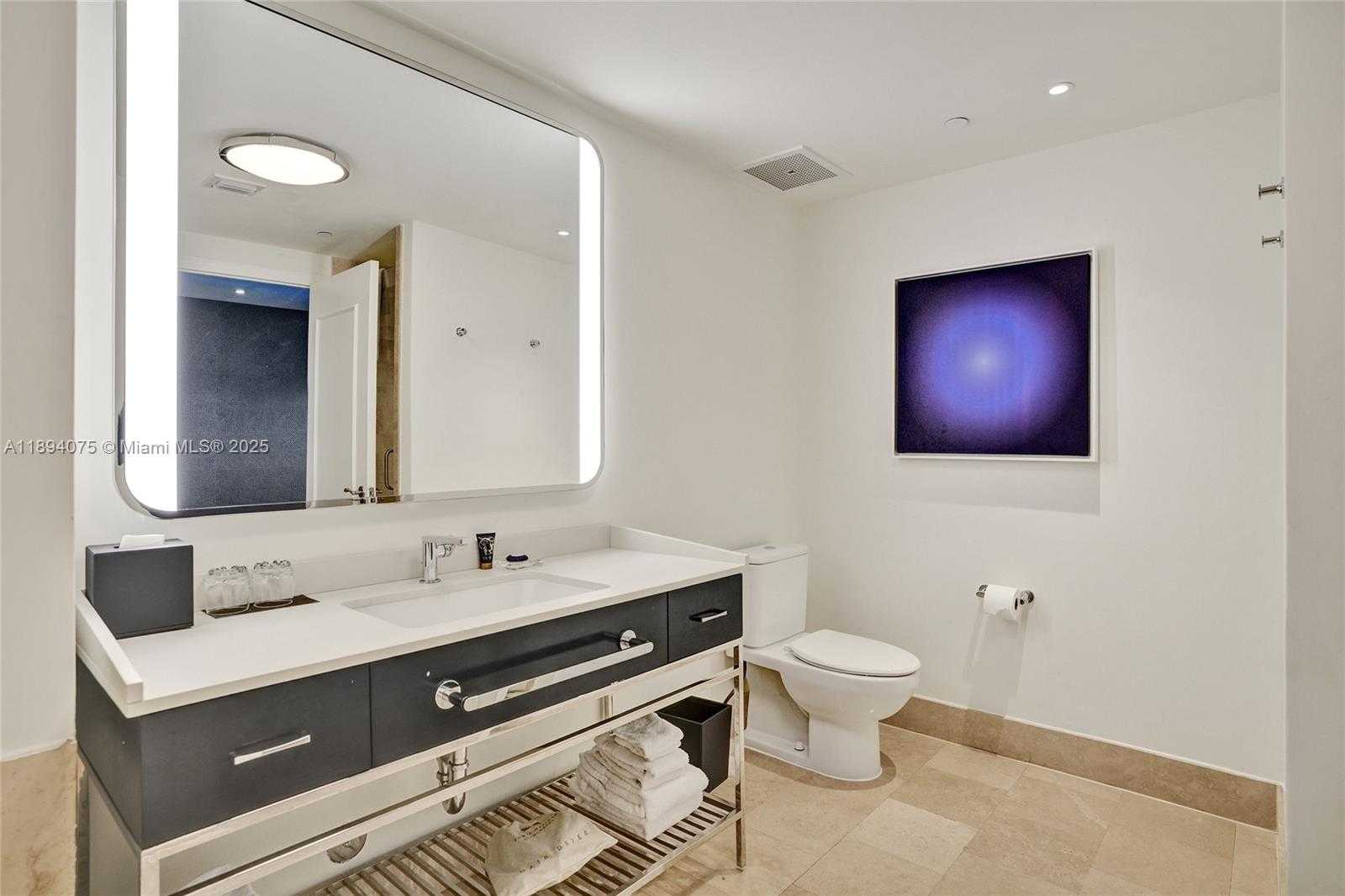 Small Image of 4401 COLLINS AVE #1408, Miami Beach Number 20