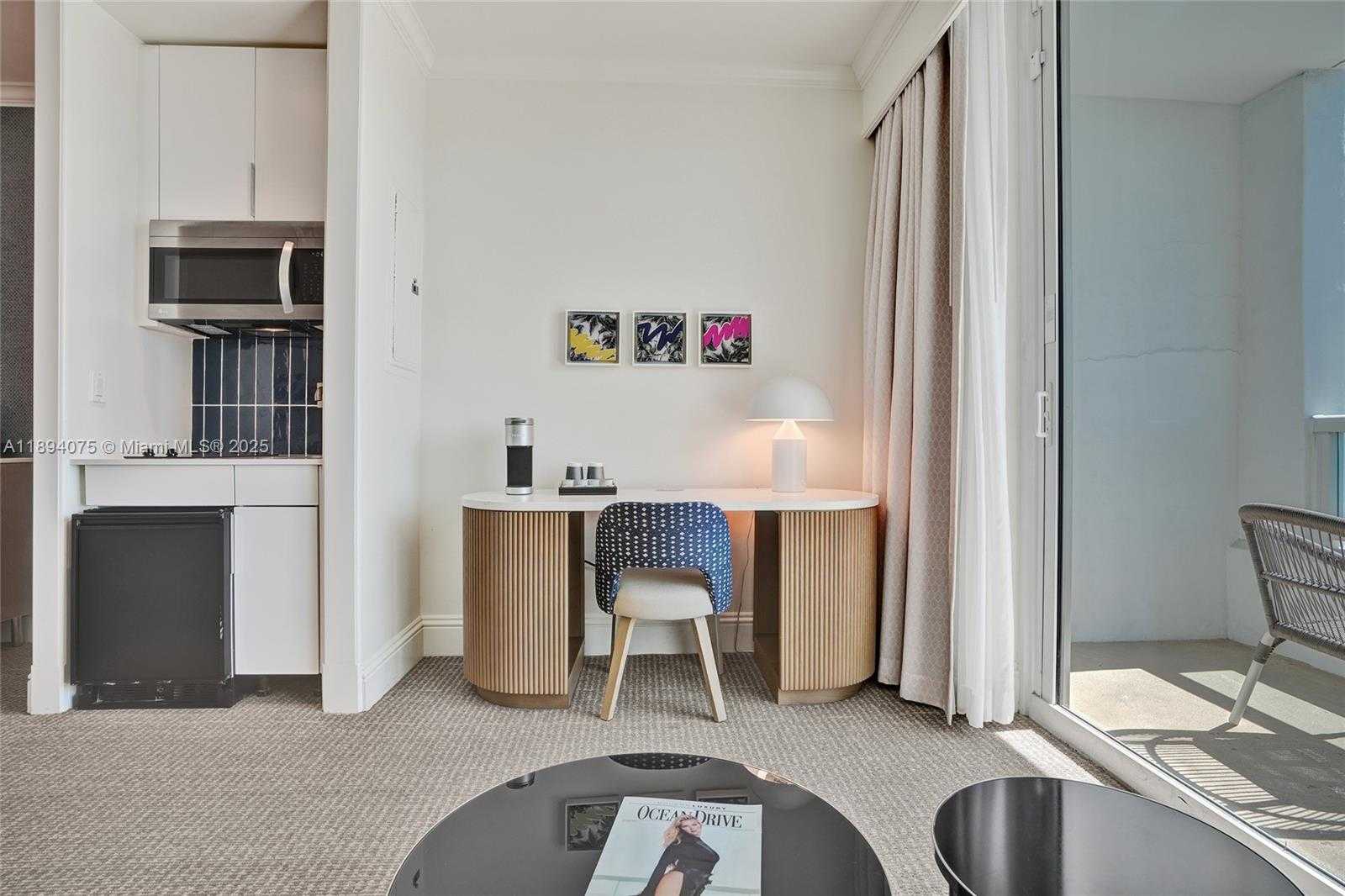 Small Image of 4401 COLLINS AVE #1408, Miami Beach Number 8