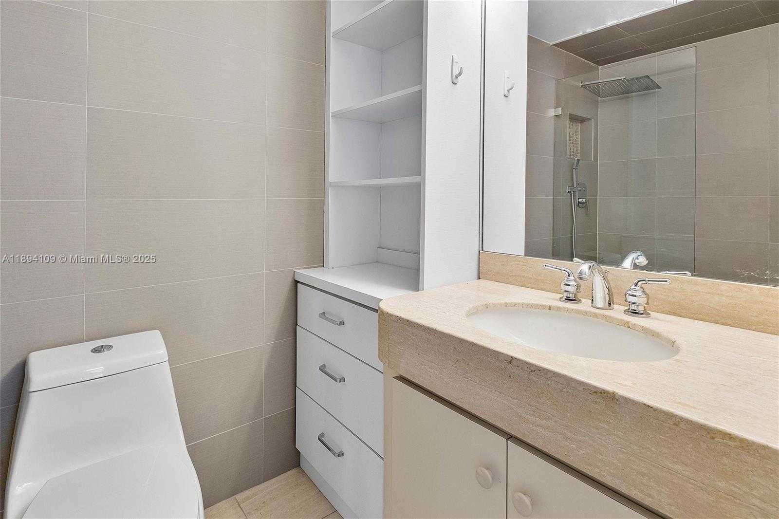 Small Image of 700 BILTMORE WAY #402, Coral Gables Number 17
