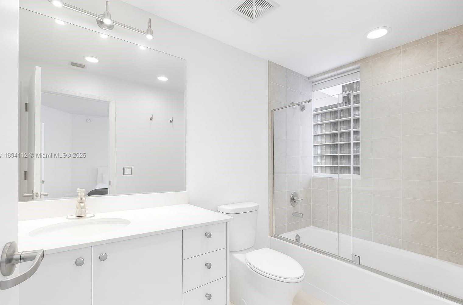 Small Image of 60 SOUTH WEST 13TH ST #2500, Miami Number 6
