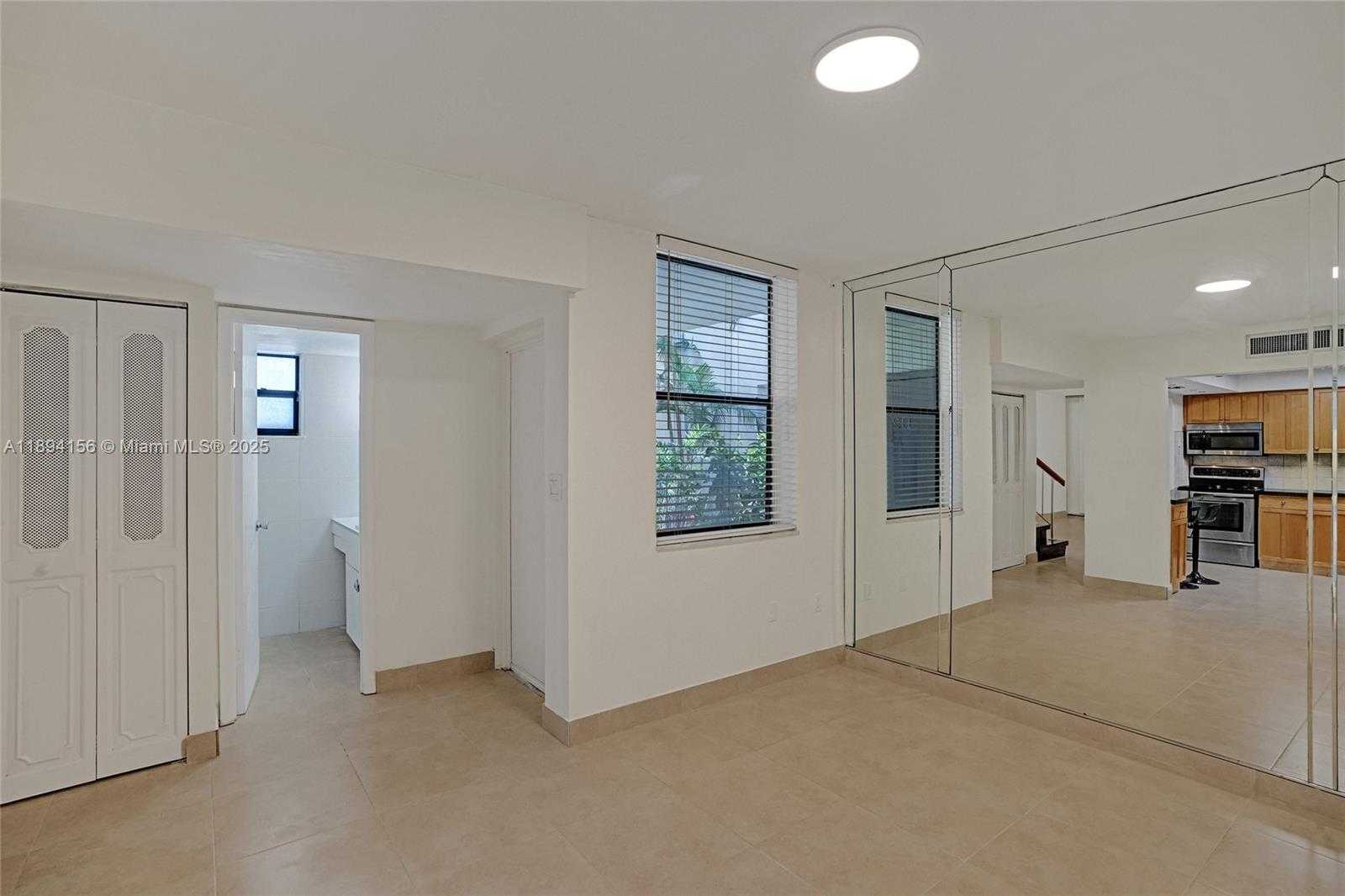Small Image of 20291 NORTH EAST 30TH AVE #112, Aventura Number 5