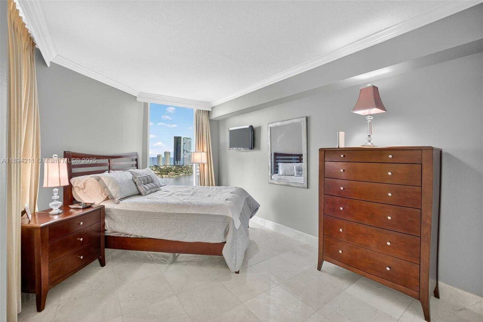 Small Image of 3370 HIDDEN BAY DR #2607, Aventura Number 36