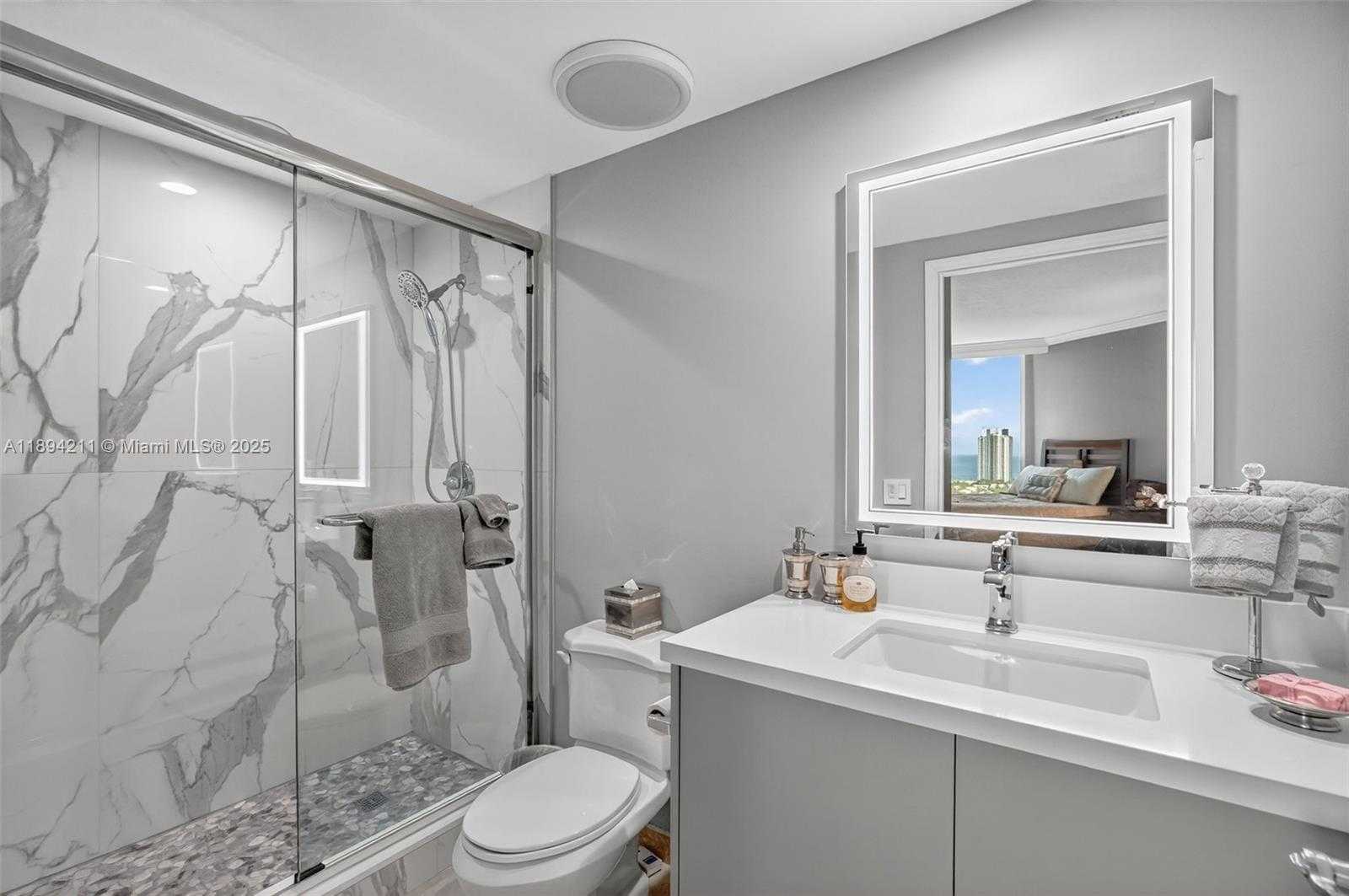 Small Image of 3370 HIDDEN BAY DR #2607, Aventura Number 40