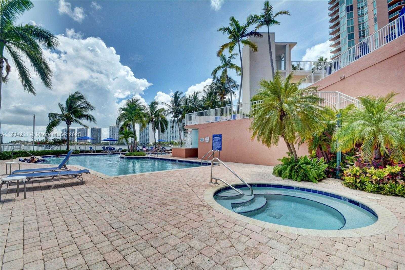 Small Image of 3370 HIDDEN BAY DR #2607, Aventura Number 54