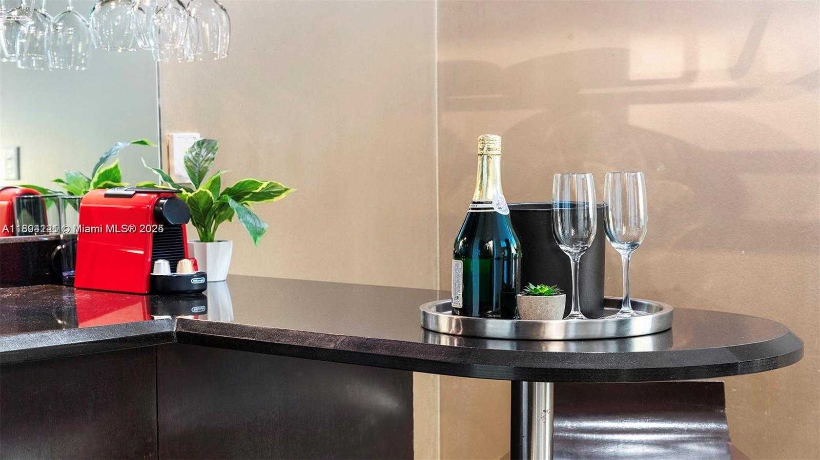 Small Image of 1437 COLLINS AVE #327, Miami Beach Number 11