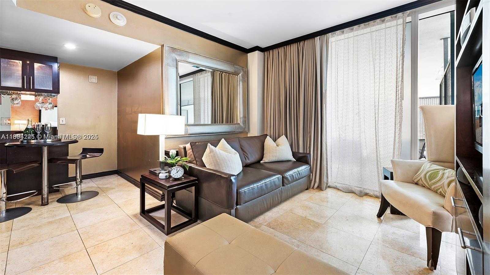 Small Image of 1437 COLLINS AVE #327, Miami Beach Number 8