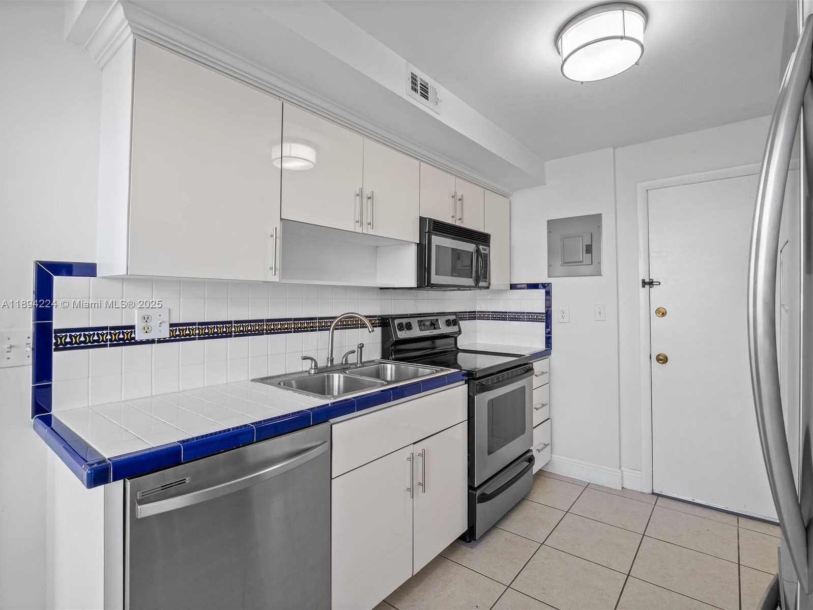 Small Image of 3161 SOUTH OCEAN DR #1201, Hallandale Beach Number 11