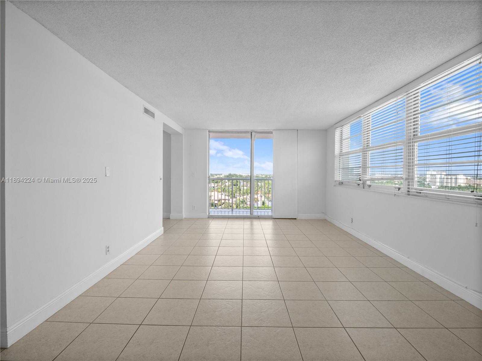 Small Image of 3161 SOUTH OCEAN DR #1201, Hallandale Beach Number 15