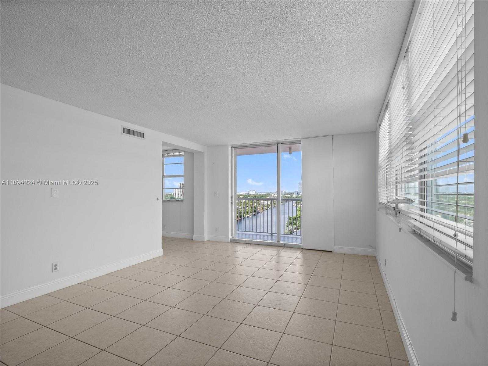 Small Image of 3161 SOUTH OCEAN DR #1201, Hallandale Beach Number 16