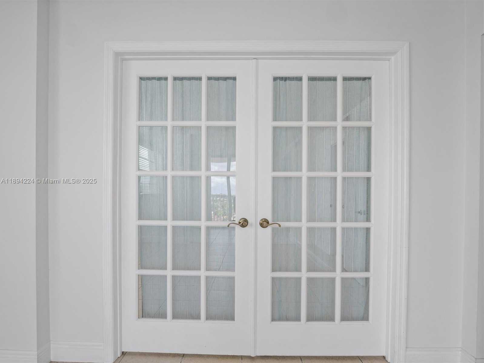 Small Image of 3161 SOUTH OCEAN DR #1201, Hallandale Beach Number 18