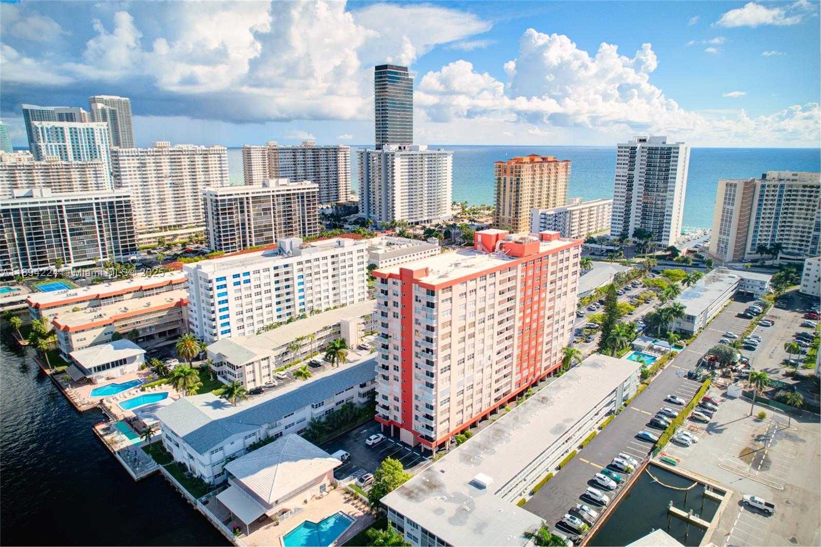 Small Image of 3161 SOUTH OCEAN DR #1201, Hallandale Beach Number 2