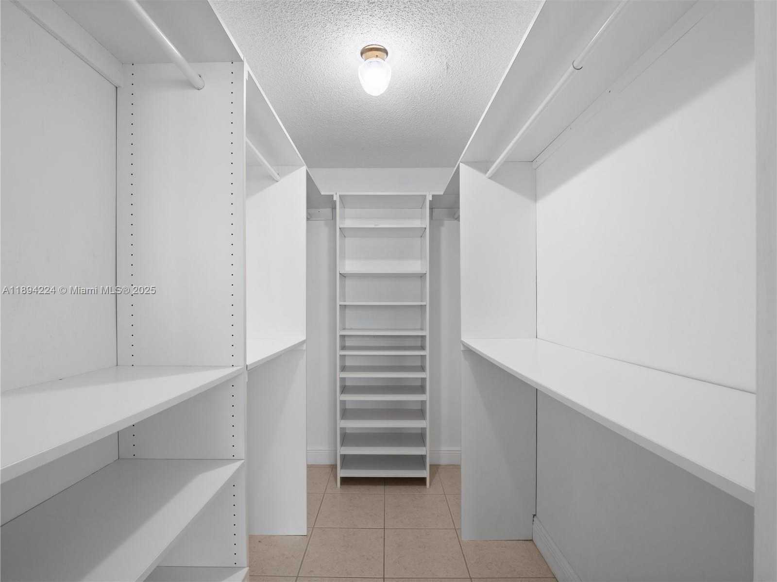 Small Image of 3161 SOUTH OCEAN DR #1201, Hallandale Beach Number 29