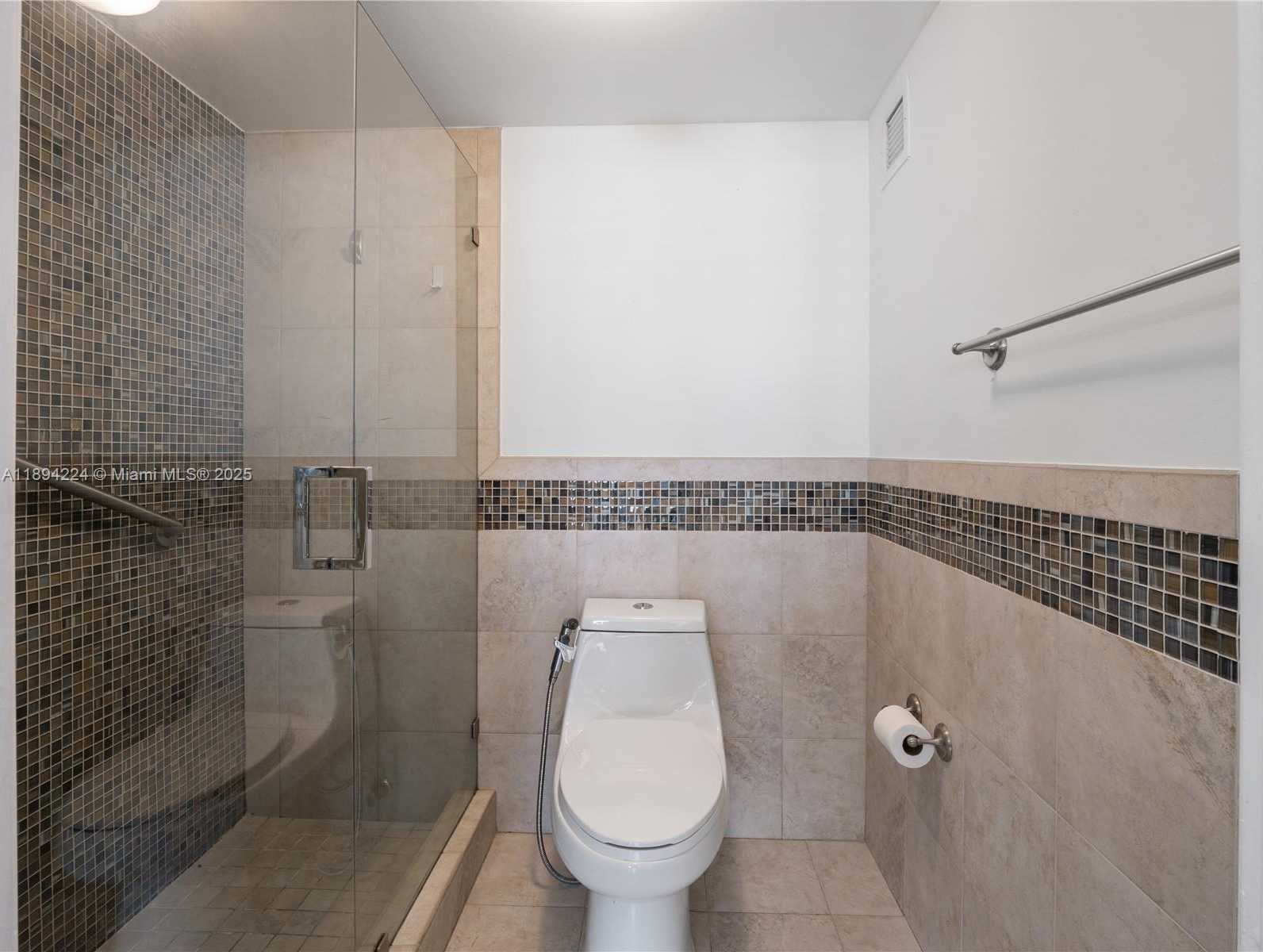 Small Image of 3161 SOUTH OCEAN DR #1201, Hallandale Beach Number 31