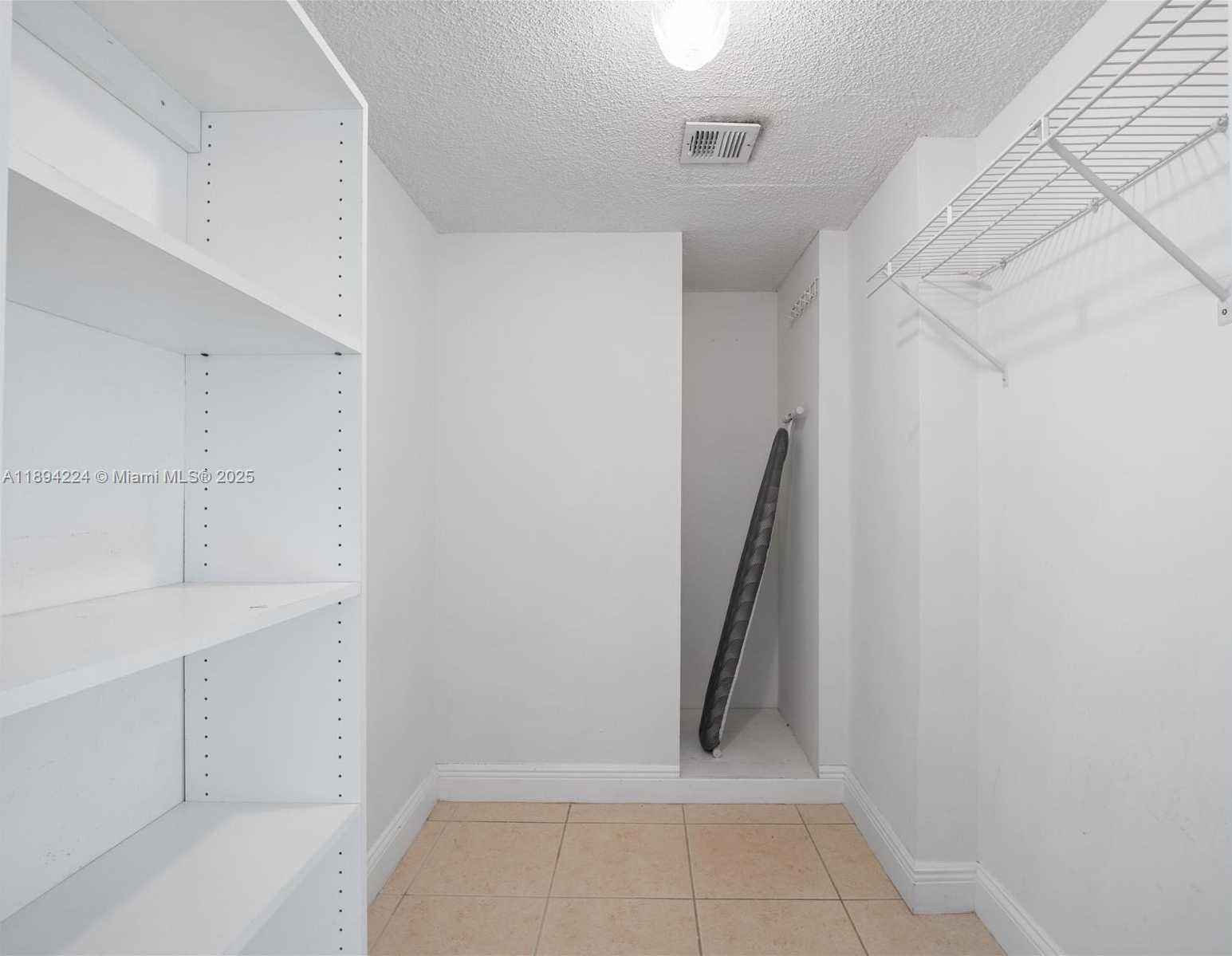 Small Image of 3161 SOUTH OCEAN DR #1201, Hallandale Beach Number 36