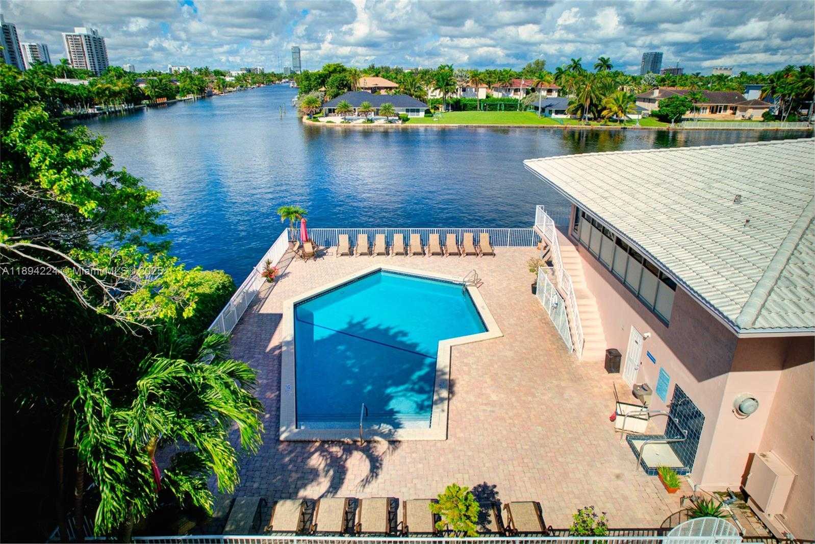 Small Image of 3161 SOUTH OCEAN DR #1201, Hallandale Beach Number 37