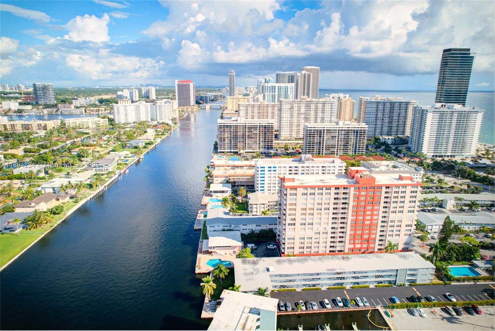 Small Image of 3161 SOUTH OCEAN DR #1201, Hallandale Beach Number 41