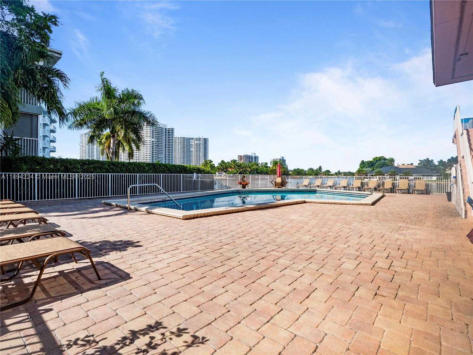 Small Image of 3161 SOUTH OCEAN DR #1201, Hallandale Beach Number 43