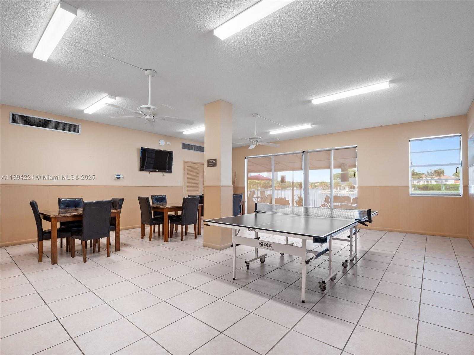Small Image of 3161 SOUTH OCEAN DR #1201, Hallandale Beach Number 45