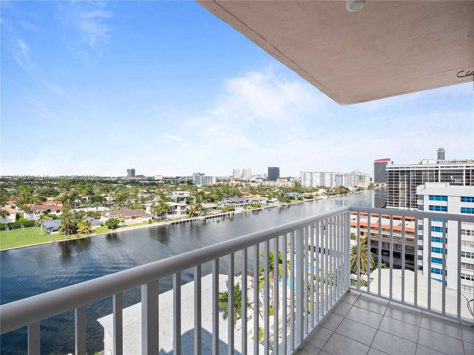 Small Image of 3161 SOUTH OCEAN DR #1201, Hallandale Beach Number 7