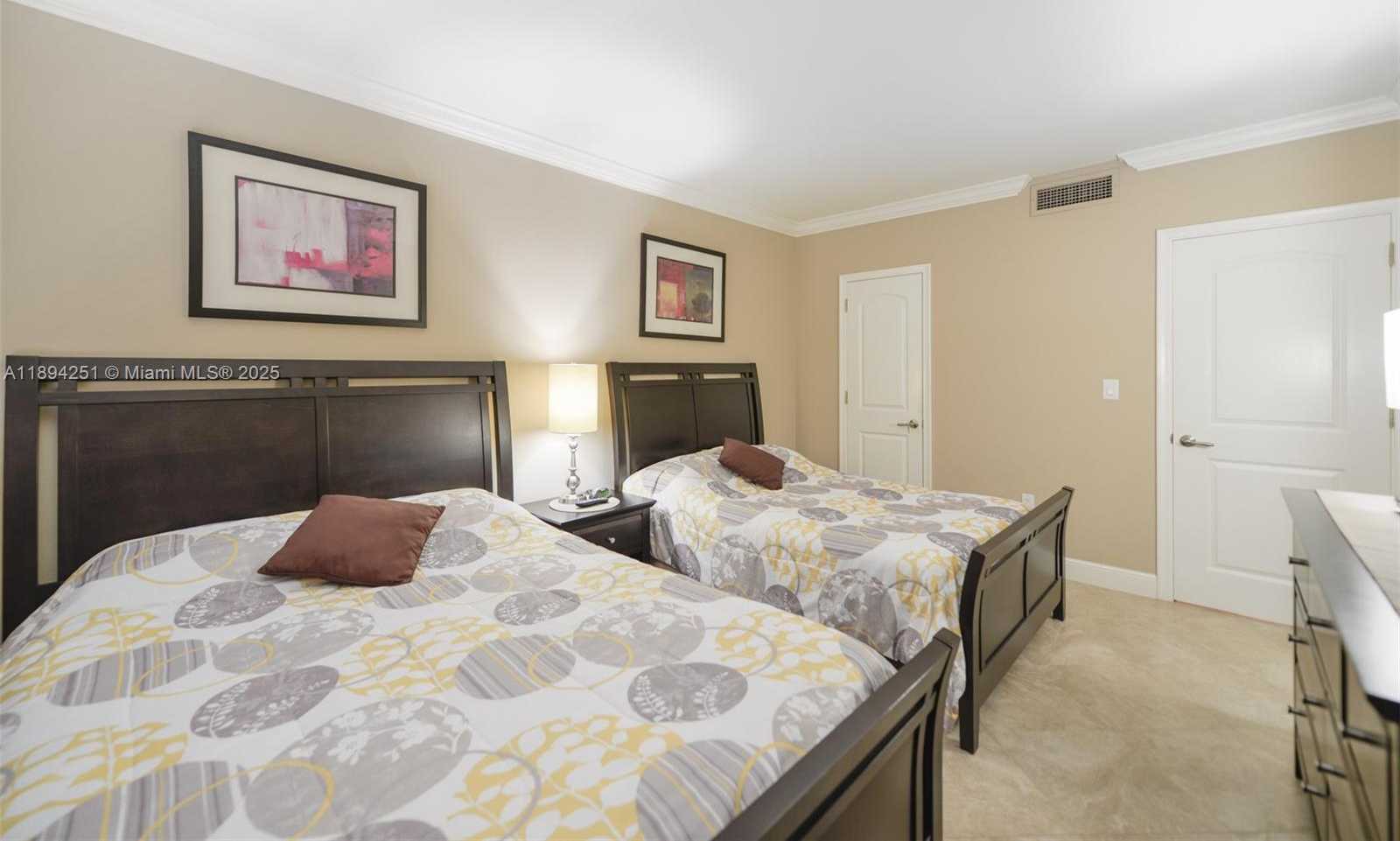 Small Image of 1950 SOUTH OCEAN DR #11K, Hallandale Beach Number 11