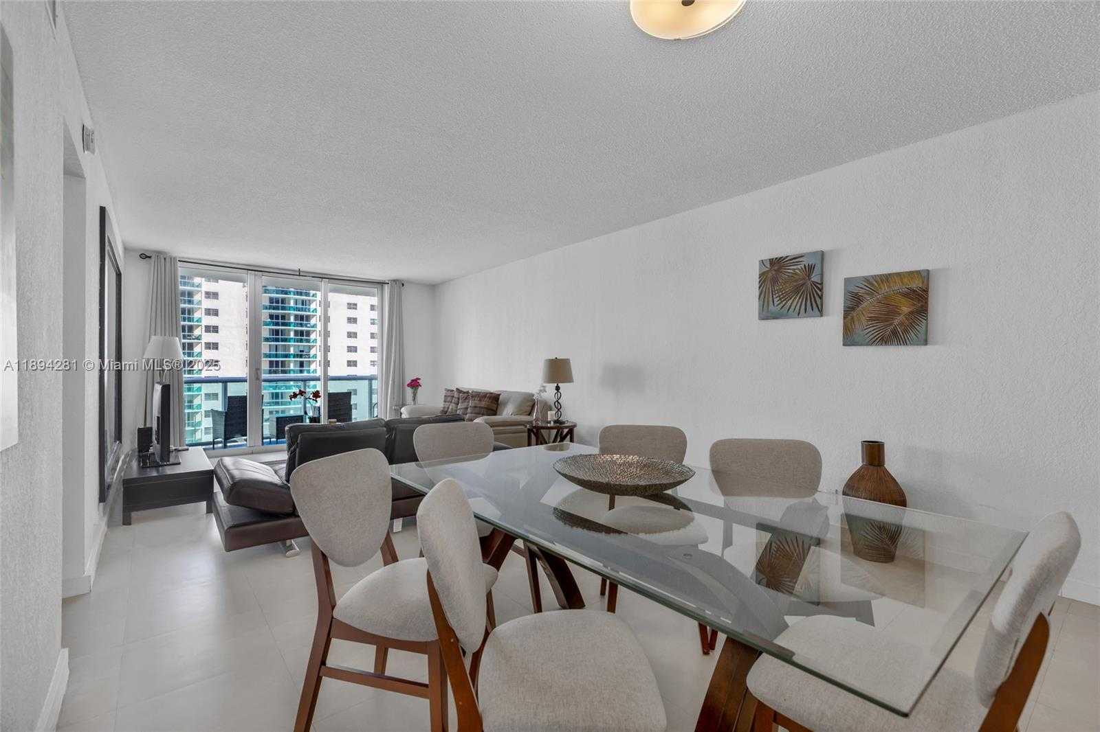 Small Image of 3901 SOUTH OCEAN DR #8C, Hollywood Number 4