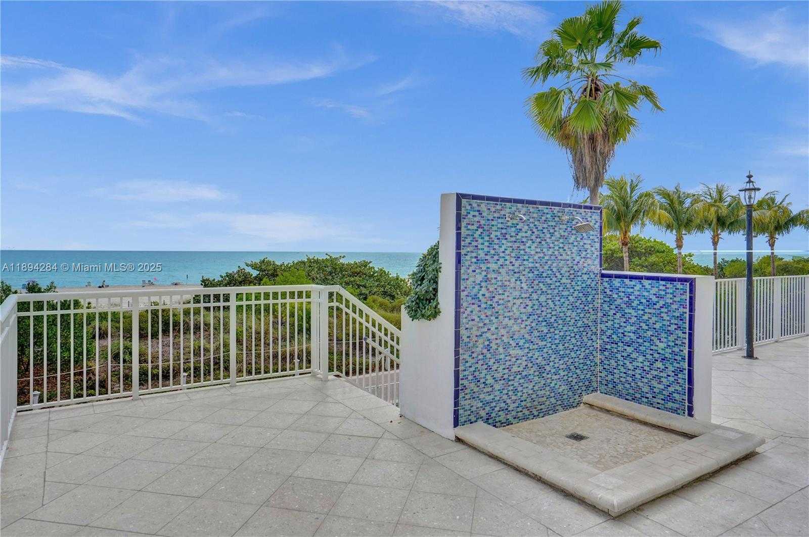 Small Image of 5601 COLLINS AVE #504, Miami Beach Number 26