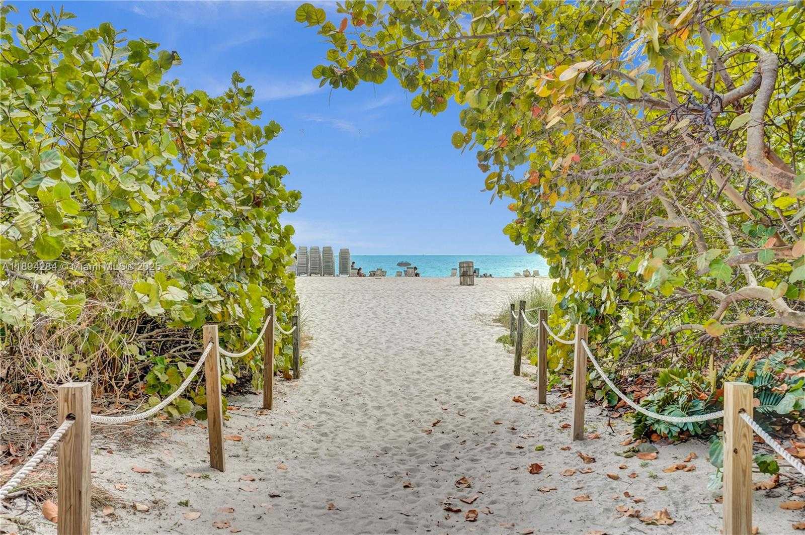 Small Image of 5601 COLLINS AVE #504, Miami Beach Number 32