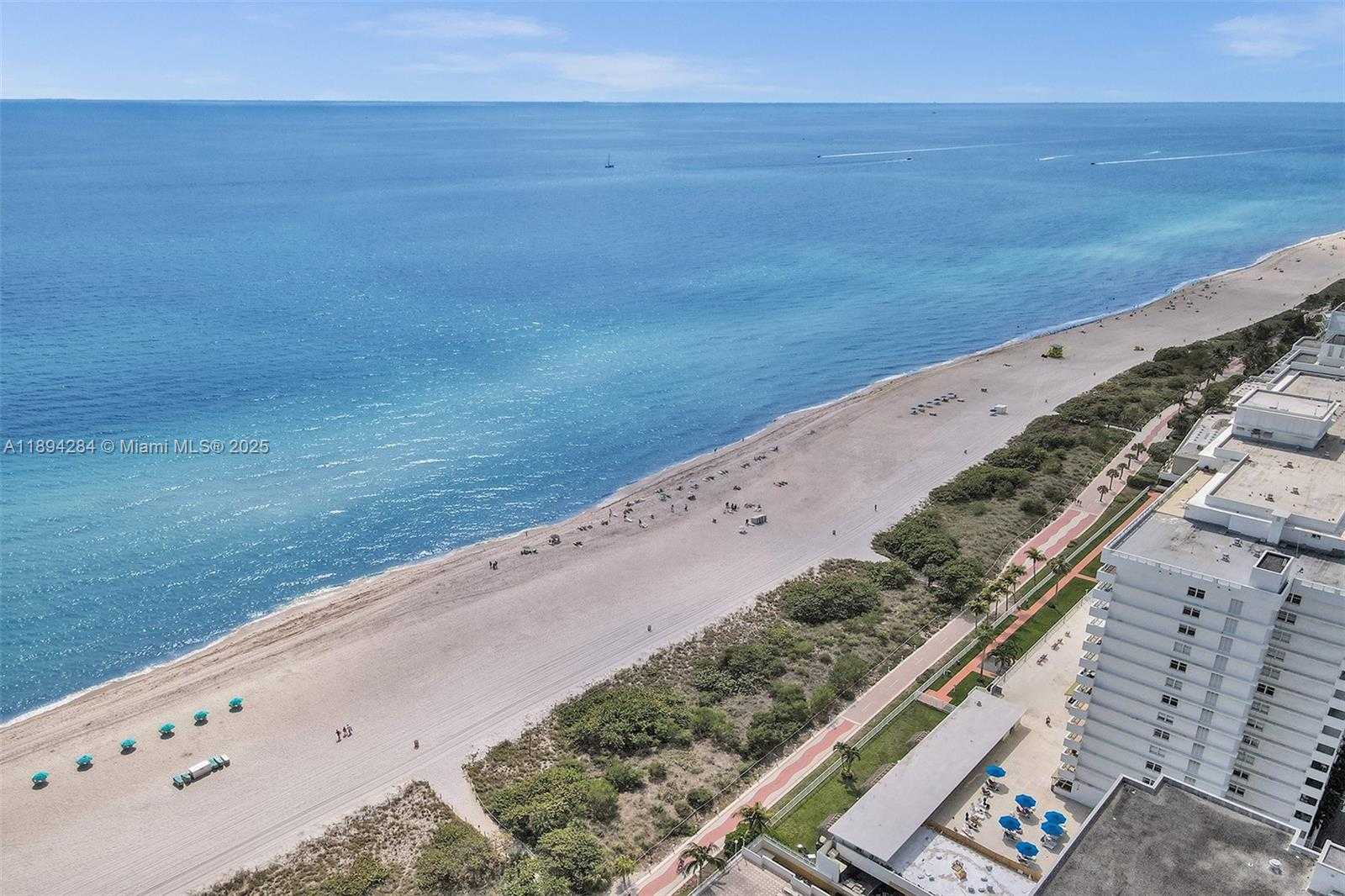 Small Image of 5601 COLLINS AVE #504, Miami Beach Number 36