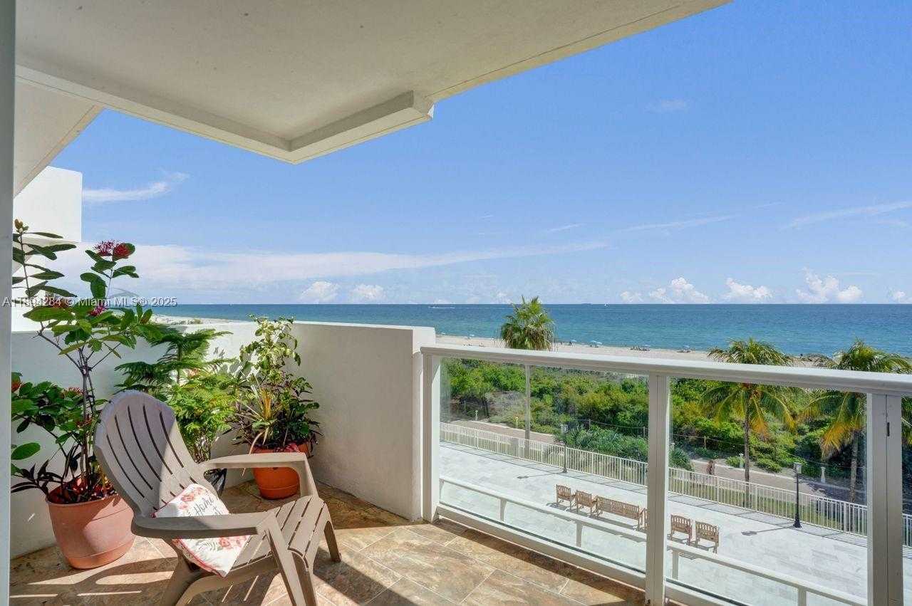 Small Image of 5601 COLLINS AVE #504, Miami Beach Number 8