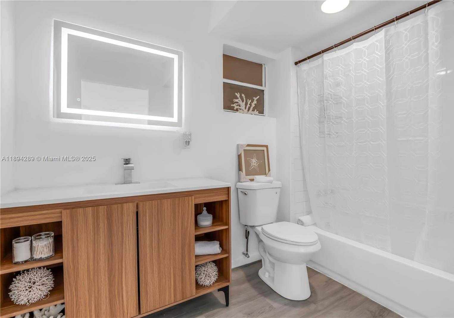 Small Image of 16400 NORTH EAST 17TH AVE #601, North Miami Beach Number 10